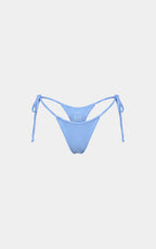 ELARA BOTTOMS – SKY